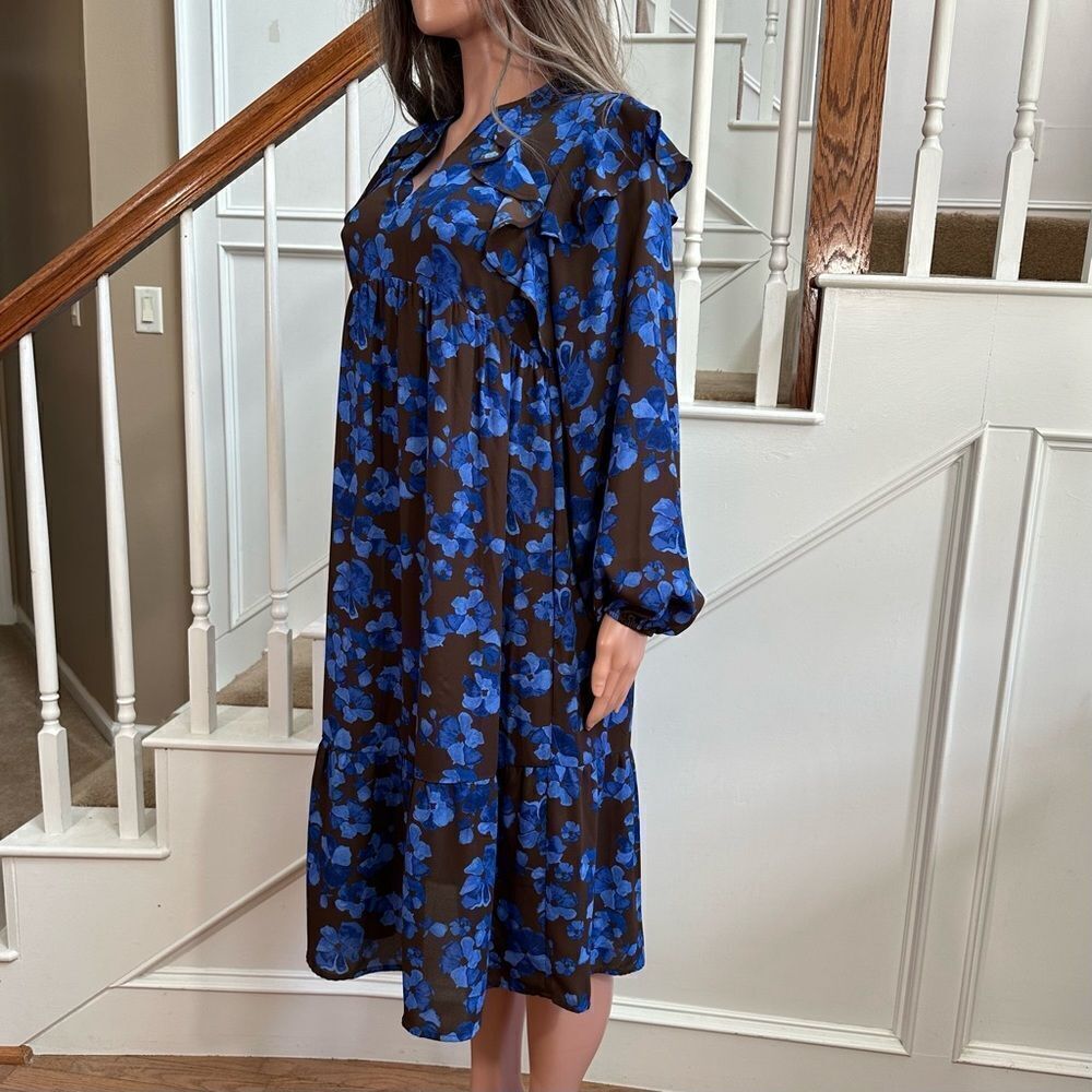 Adorable brown blue floral peasant midi dress